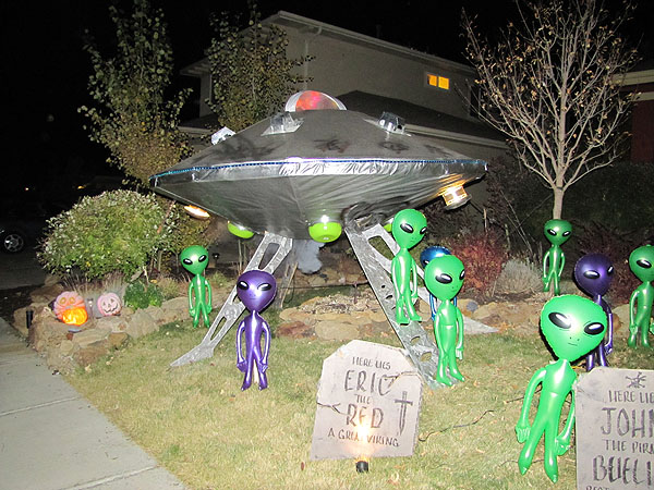 Halloween Aliens